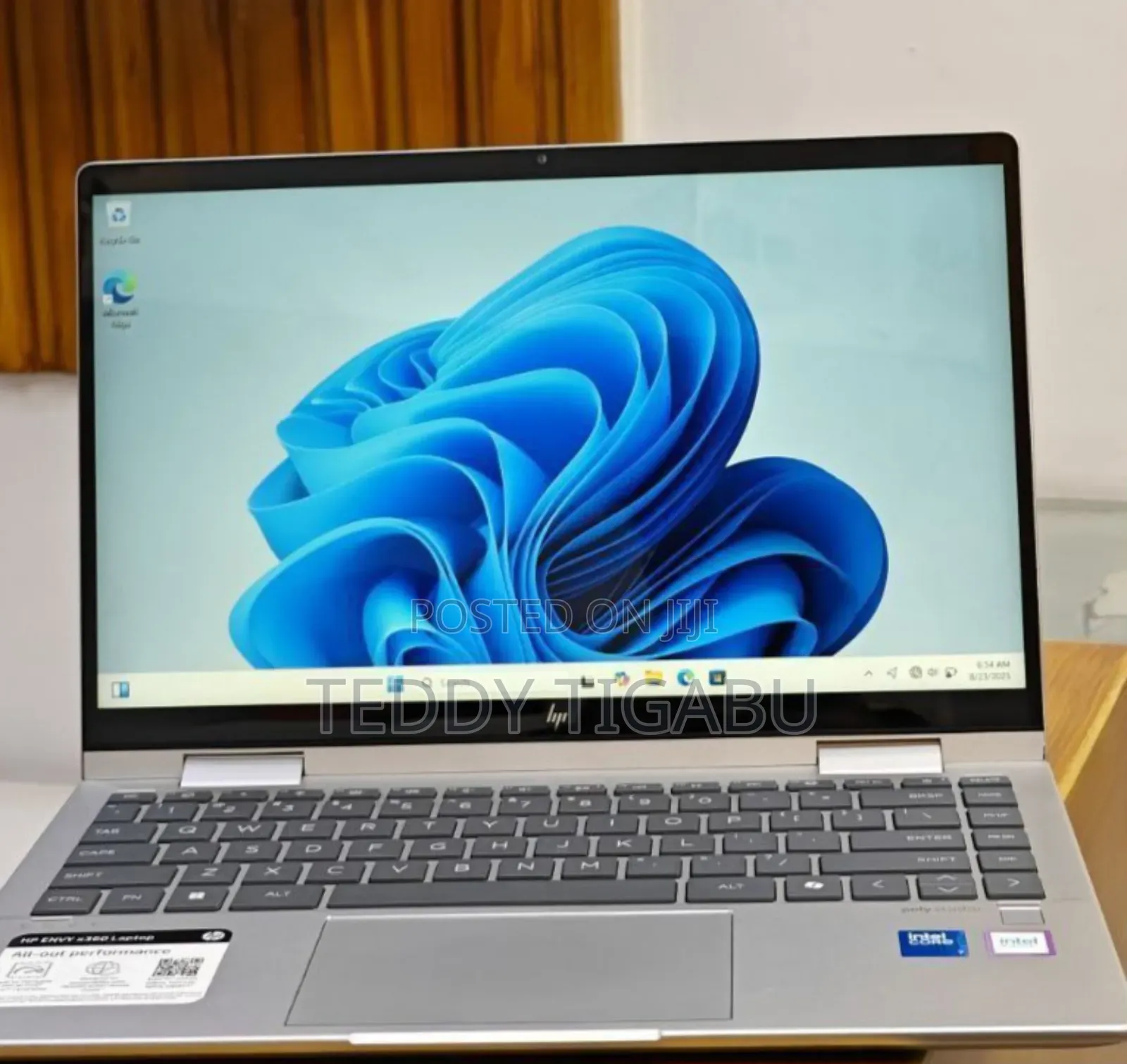 New Laptop HP Envy X360 16GB Intel Core 7 SSD 1T