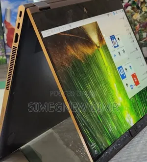 Photo - New Laptop HP Spectre 16GB Intel Core I7 SSD 512GB