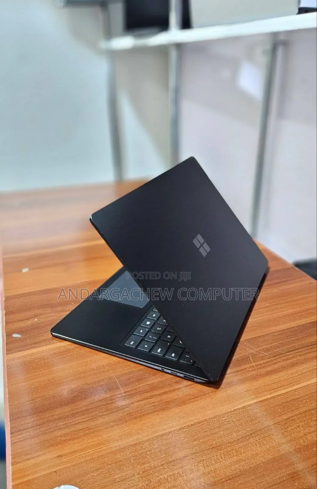 New Laptop Microsoft Surface 3 16GB Intel Core I7 SSD 1T
