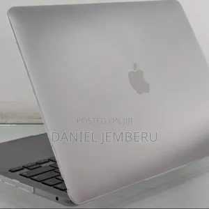 New Laptop Apple MacBook Pro Max 2023 M2 14-Inch 8GB Apple M2 SSD 256GB