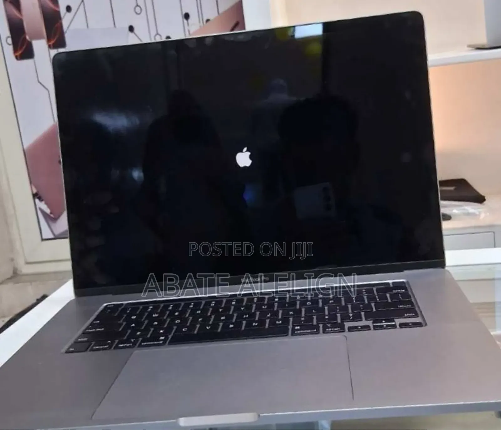 New Laptop Apple MacBook Pro 2019 32GB Intel Core I7 SSD 1T