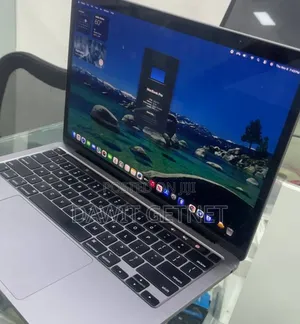 New Laptop Apple MacBook Pro M1 16GB Apple M1 SSD 256GB