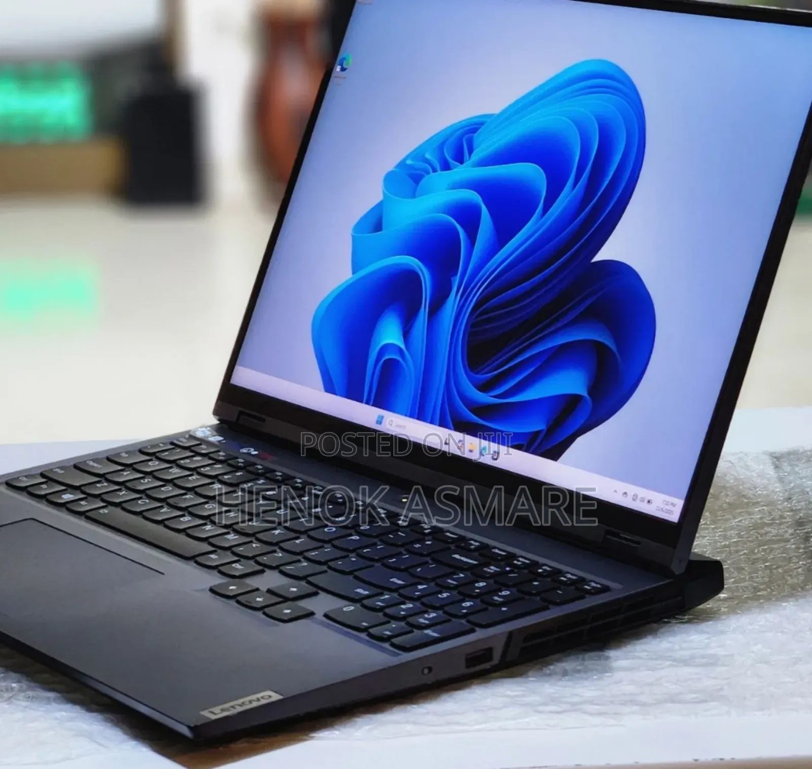 New Laptop Lenovo Legion 5 16GB AMD Ryzen 7 SSD 1T