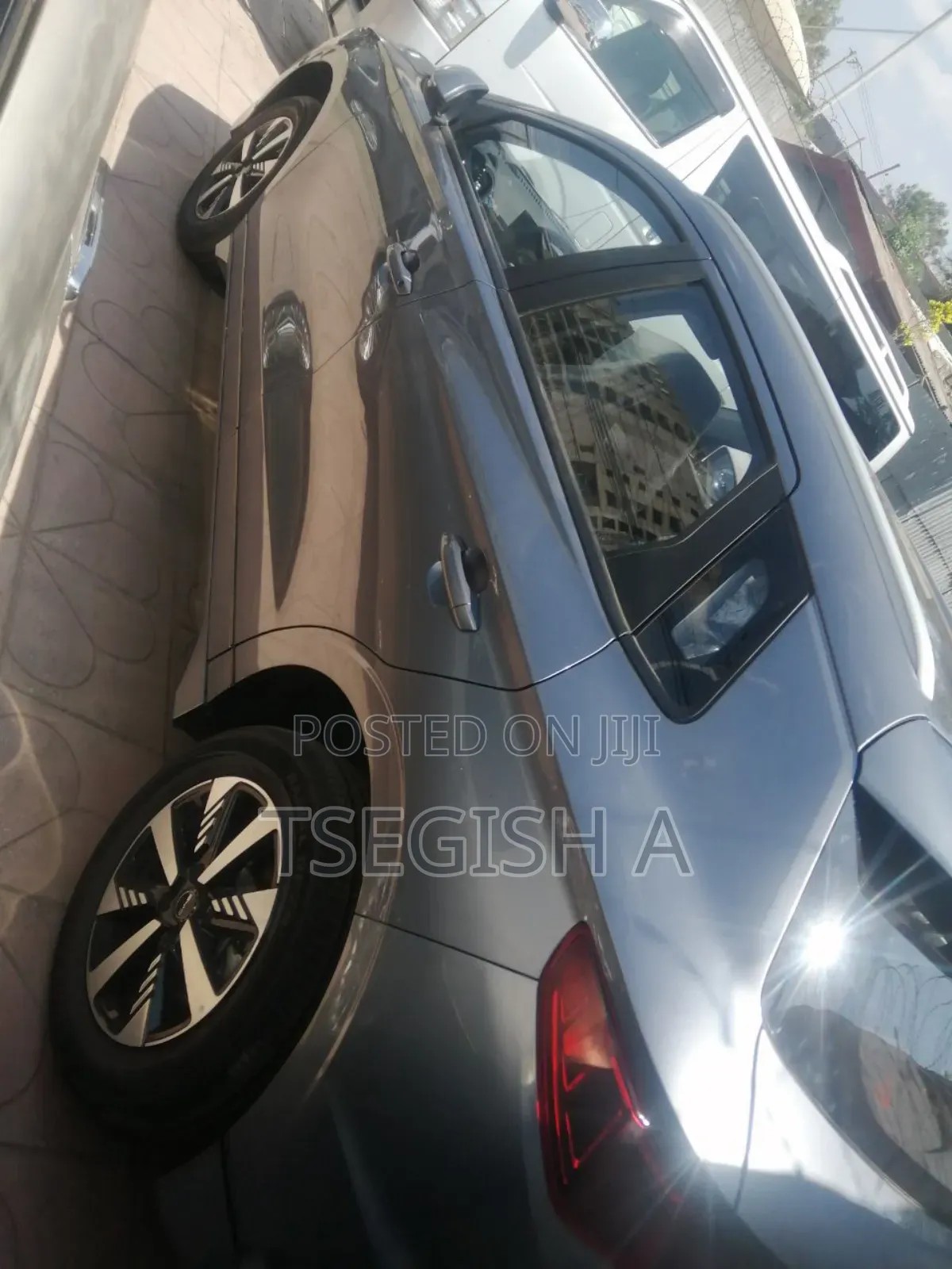 New BYD E2 43 kWh 94 hp FWD 2024 Gray