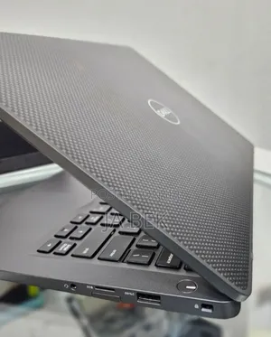 New Laptop Dell Latitude 5310 8GB Intel Core I5 SSD 256GB