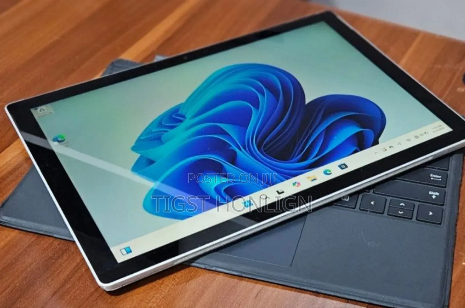 Laptop Microsoft Surface Pro 7 8GB Intel Core I5 HDD+SSD 128GB