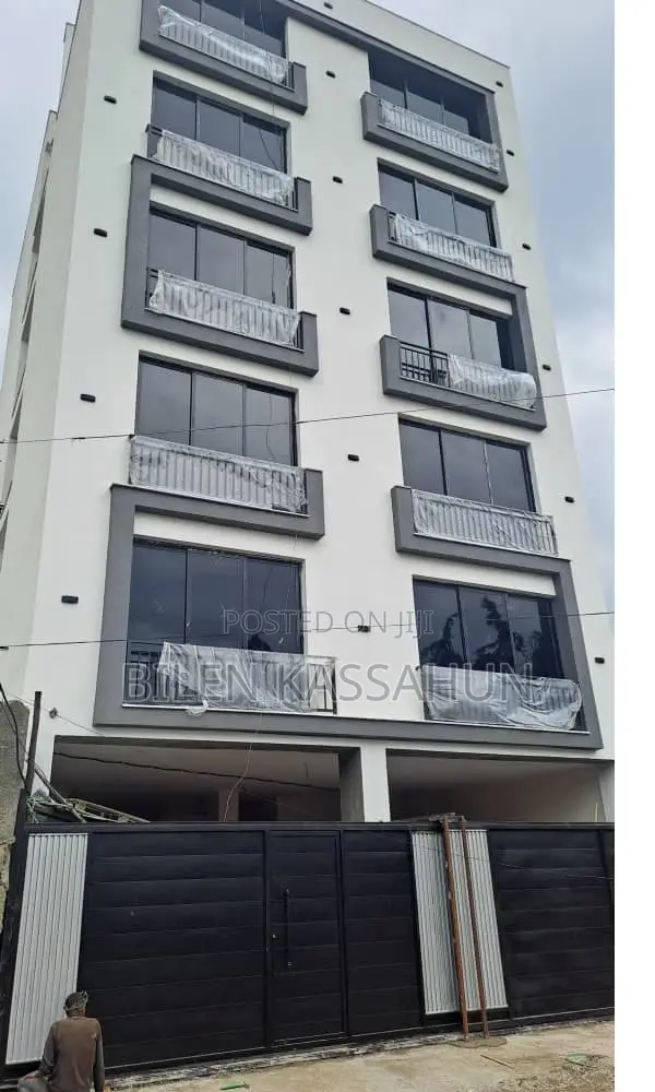 2bdrm Apartment in Yeka for rent