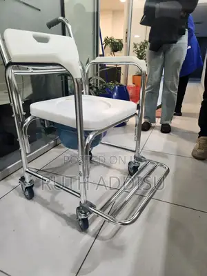 Commode Wheelchair鳵了wheelchair瘨我wheelchair缶我wheelchair求情wheelchair New