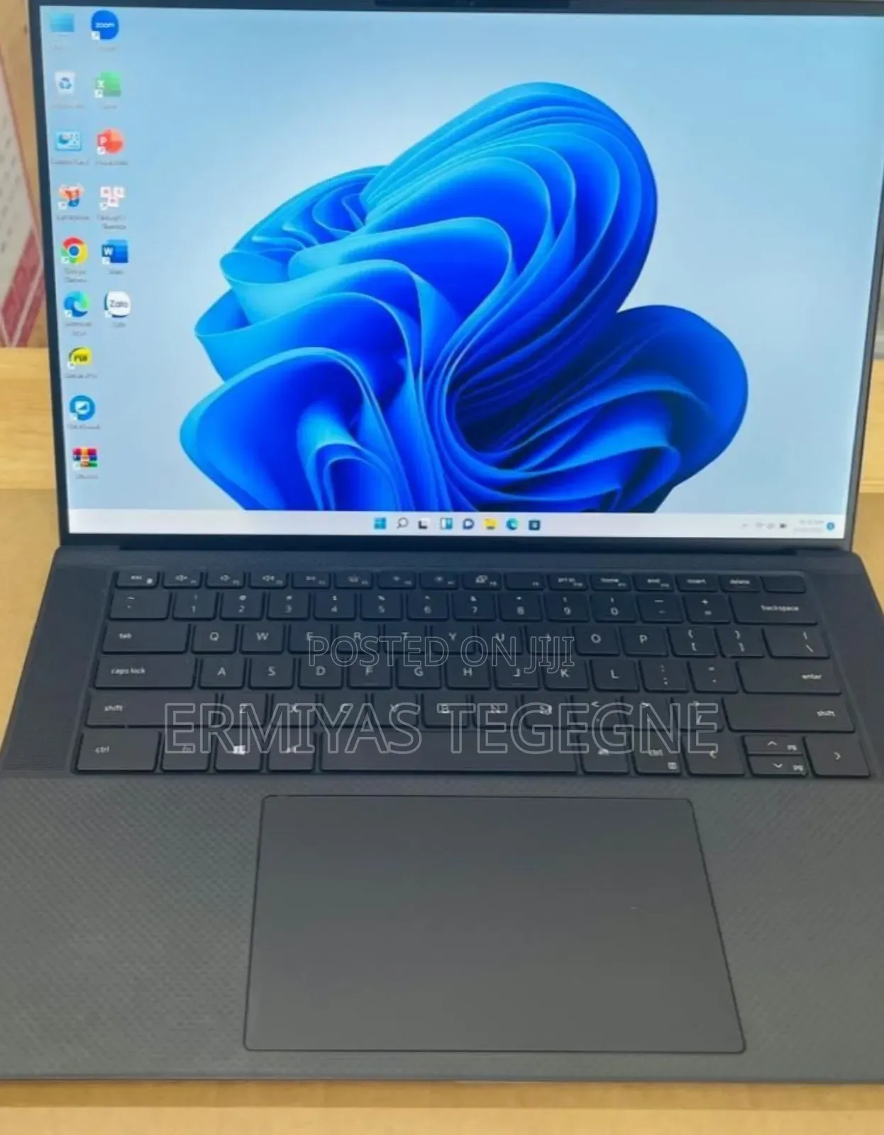 New Laptop Dell Inspiron 15 32GB Intel Core I9 SSD 1T