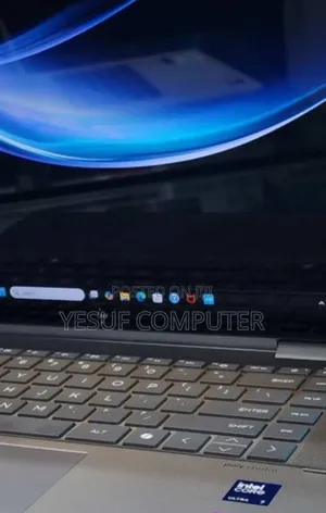 New Laptop HP Envy X360 16GB Intel Core 7 SSD 1T