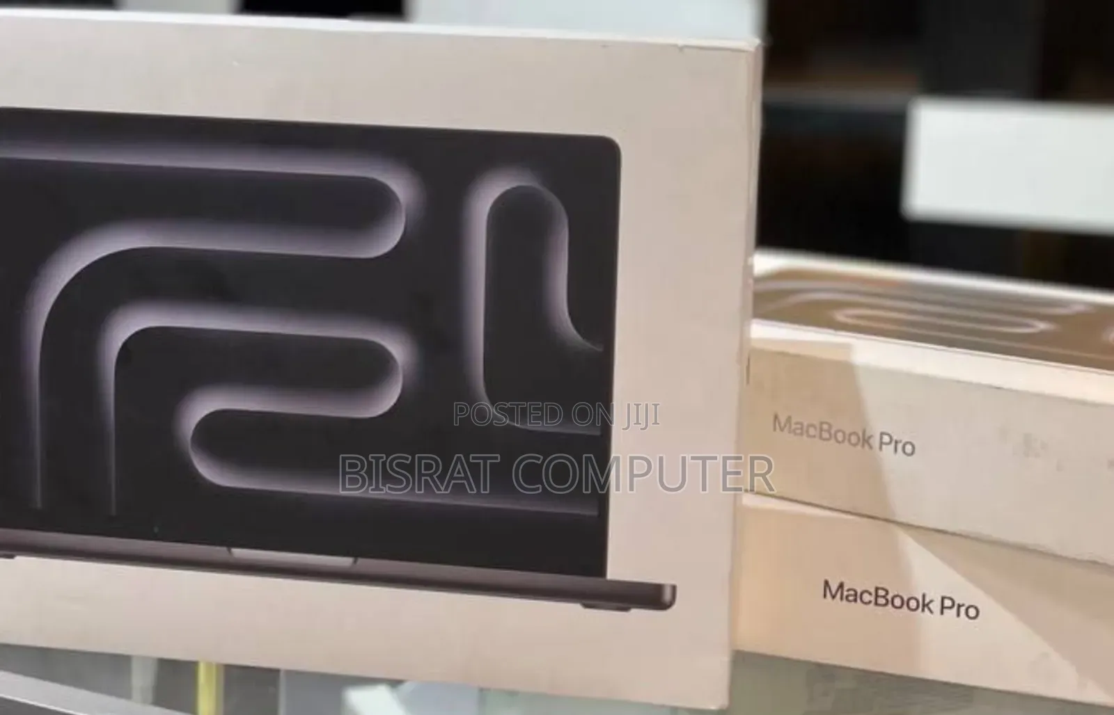 New Laptop Apple MacBook Pro 2024 M4 Max 16-Inch 32GB Apple M4 SSD 1T