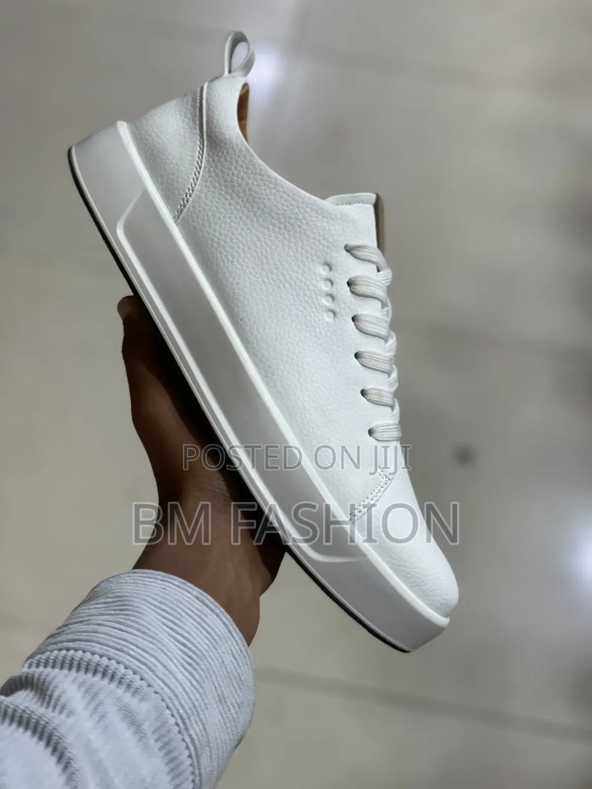 White Ecco Leather Sneakers.
