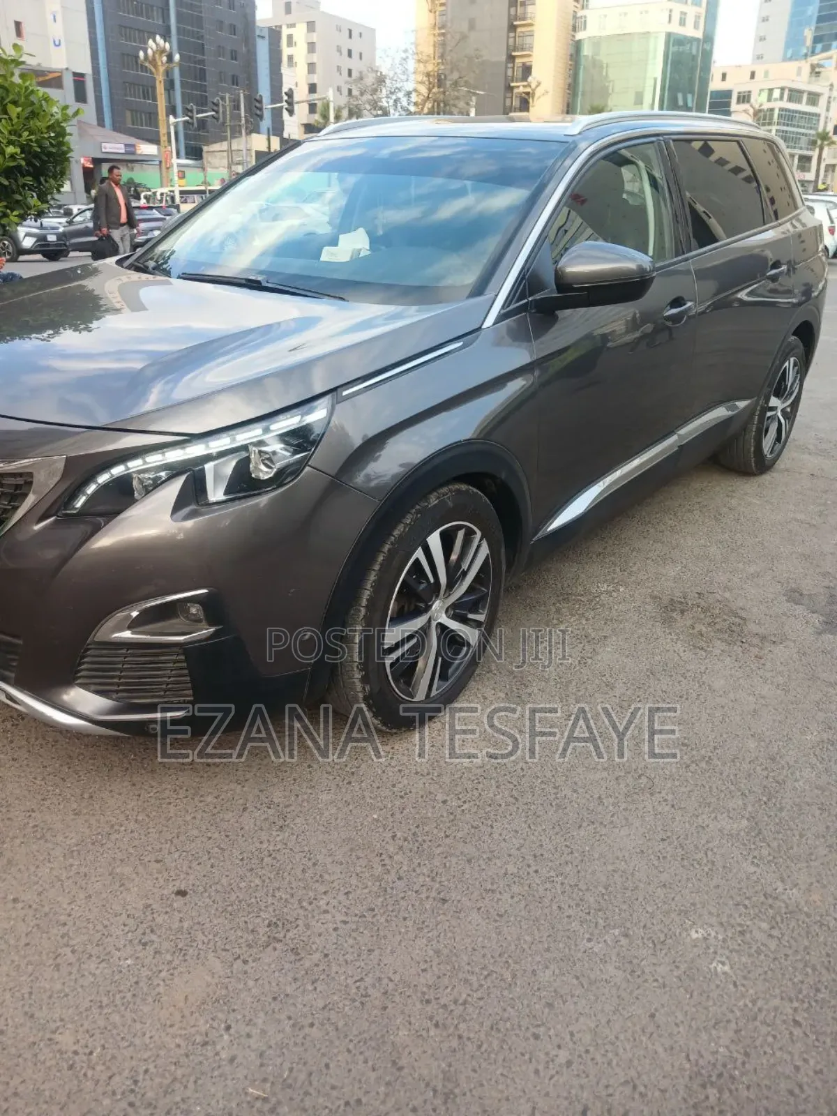 Peugeot 5008 2020 Gray