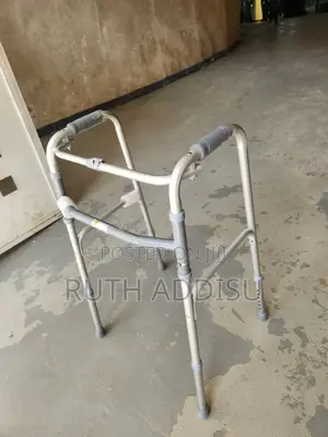 Photo - Walker Foldable朱雀basic Medical Walker輕輕almunium Walker鳵不walker Medical