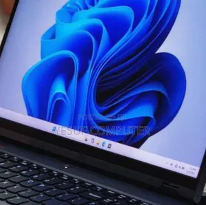 New Laptop Lenovo Legion 5 16GB AMD Ryzen 7 SSD 1T