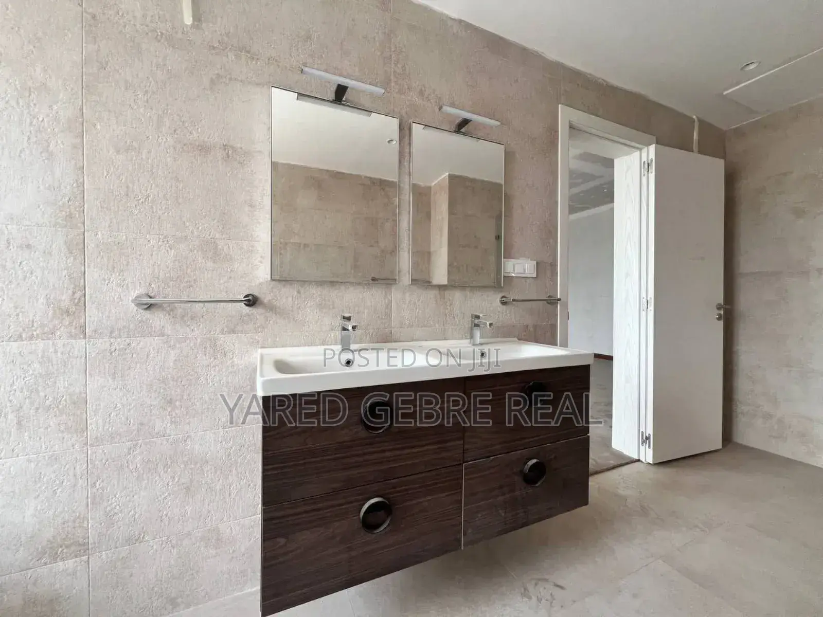 Furnished 3bdrm Apartment in አፍሪካ ህብረት ቡልጋረያ, Kirkos for sale