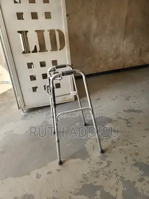 Foldable Walker肺病brand New Medical Walker朱雀walking Aid朱諾walker吞下walker