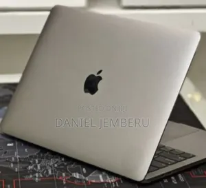 New Laptop Apple MacBook Pro 2016 16GB Intel Core I7 SSD 512GB