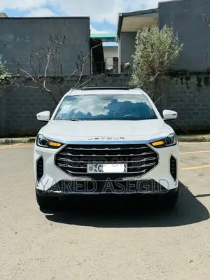 Jetour X70 Plus 2023 White