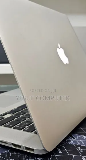 New Laptop Apple MacBook Pro 2015 16GB Intel Core I7 SSD 256GB