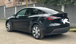 Tesla Model Y 2024 Black