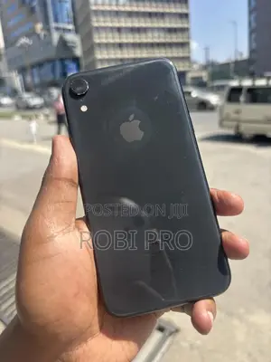 New Apple iPhone XR 64 GB Black