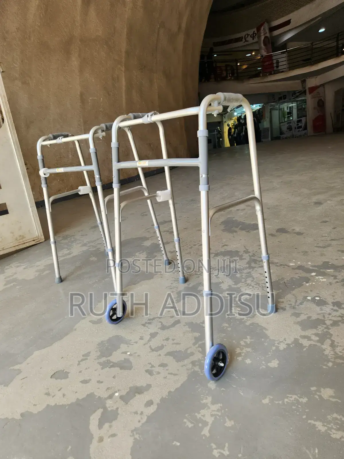Walker胺調medical Almunium Walker軍人foldable Walker輕輕medical Walking Aid