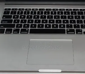 Photo - New Laptop Apple MacBook Pro 16GB Intel Core I7 SSD 512GB