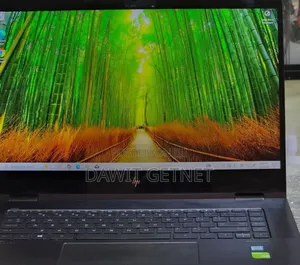 Photo - New Laptop HP Spectre 16GB Intel Core I7 SSD 512GB