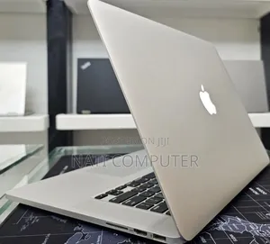 New Laptop Apple MacBook 2015 16GB Intel Core I7 SSD 256GB