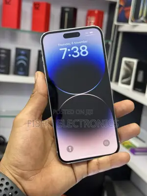 Photo - New Apple iPhone 14 Pro Max 128 GB Silver