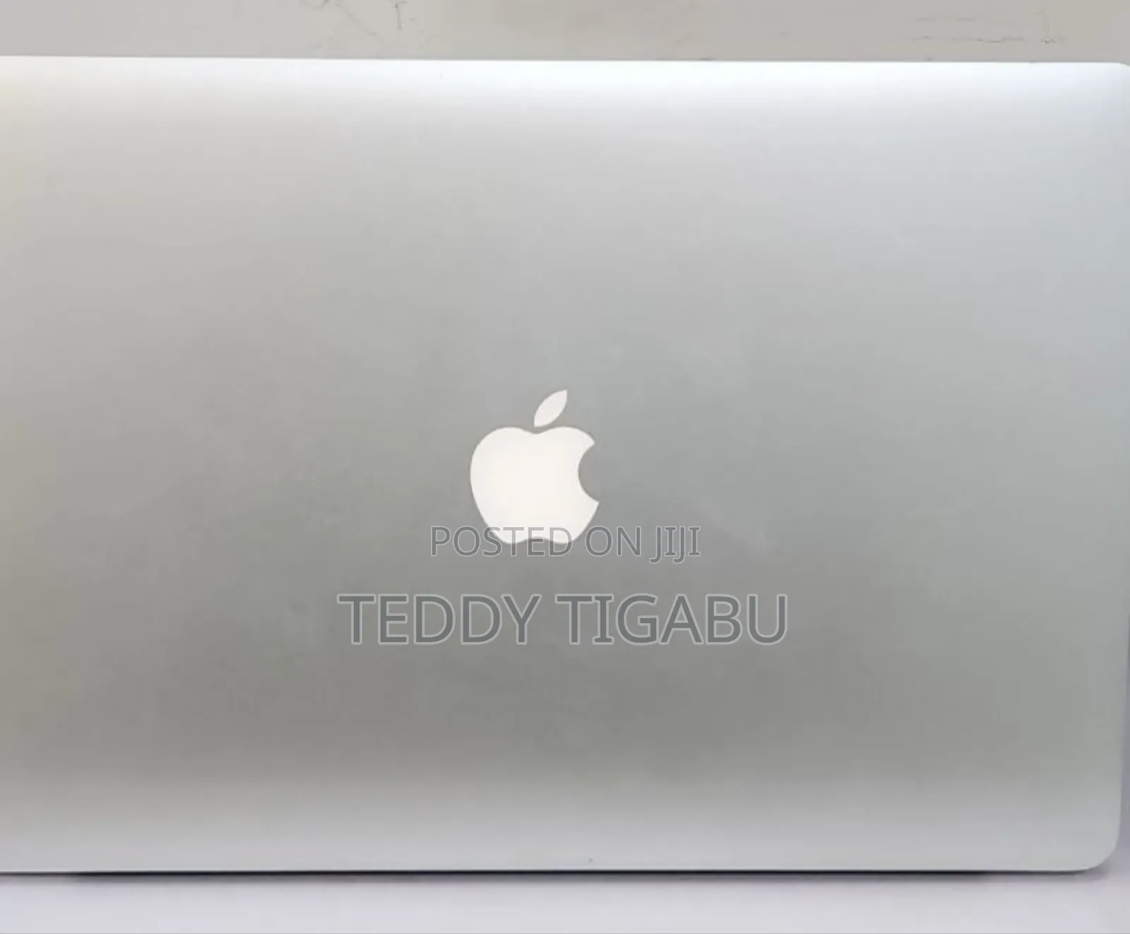 New Laptop Apple MacBook Pro 2015 16GB Intel Core I7 SSD 512GB