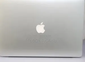 New Laptop Apple MacBook Pro 2015 16GB Intel Core I7 SSD 512GB