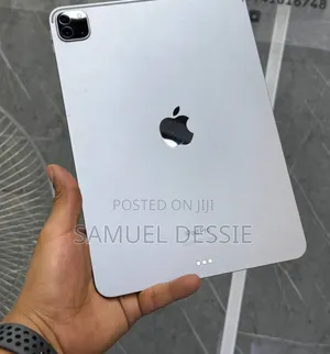 New Apple iPad Pro 11 (2020) 128 GB
