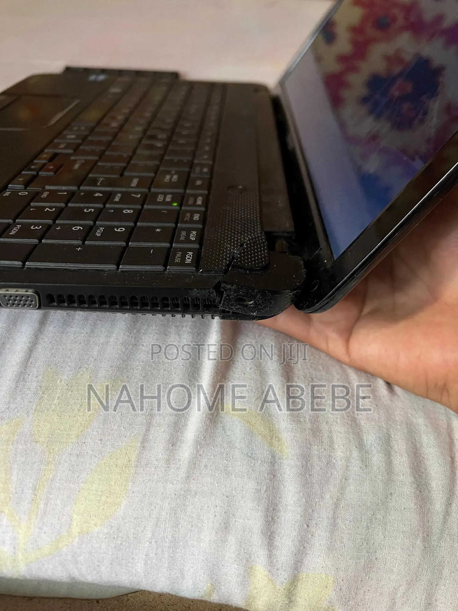 Laptop Toshiba Satellite C850 4GB Intel Core I3 HDD+SSD 512GB