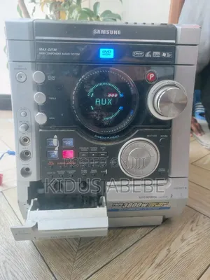 Photo - Samsung Speakers