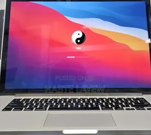 New Laptop Apple MacBook 2015 16GB Intel Core I7 SSD 256GB