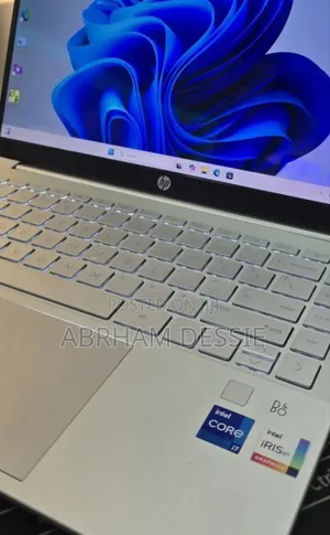 New Laptop HP 16GB Intel Core I7 SSD 512GB