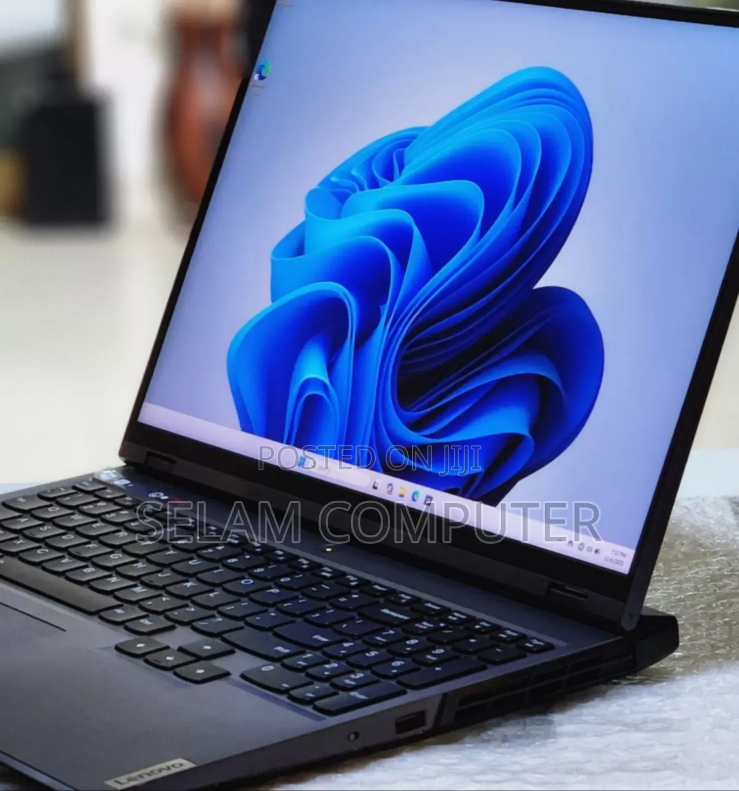 New Laptop Lenovo Legion 5 16GB AMD Ryzen 7 SSD 1T