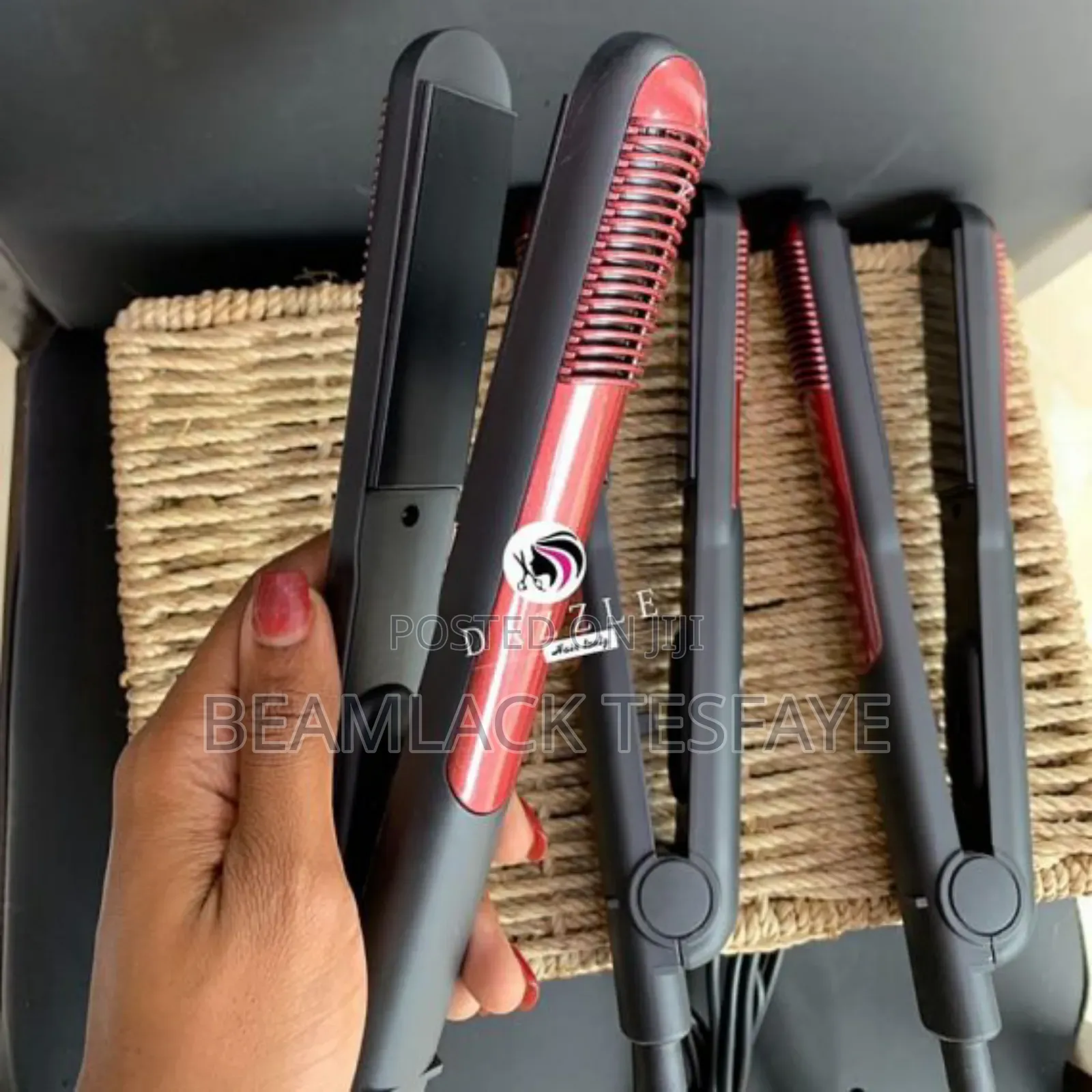 Nova Hair Straightener
