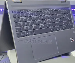 New Laptop Lenovo 16GB AMD Ryzen 7 SSD 512GB