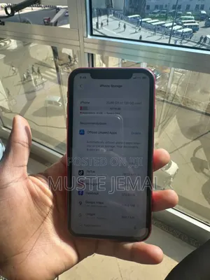 Apple iPhone 11 128 GB Red