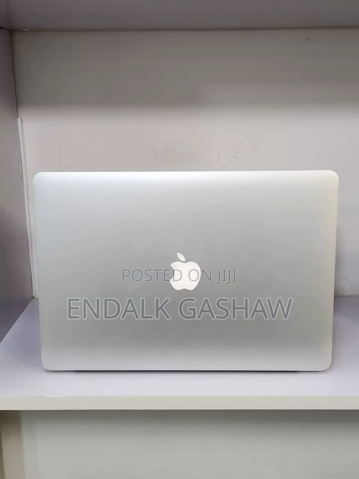 New Laptop Apple MacBook Pro 2015 16GB Intel Core I7 SSD 512GB