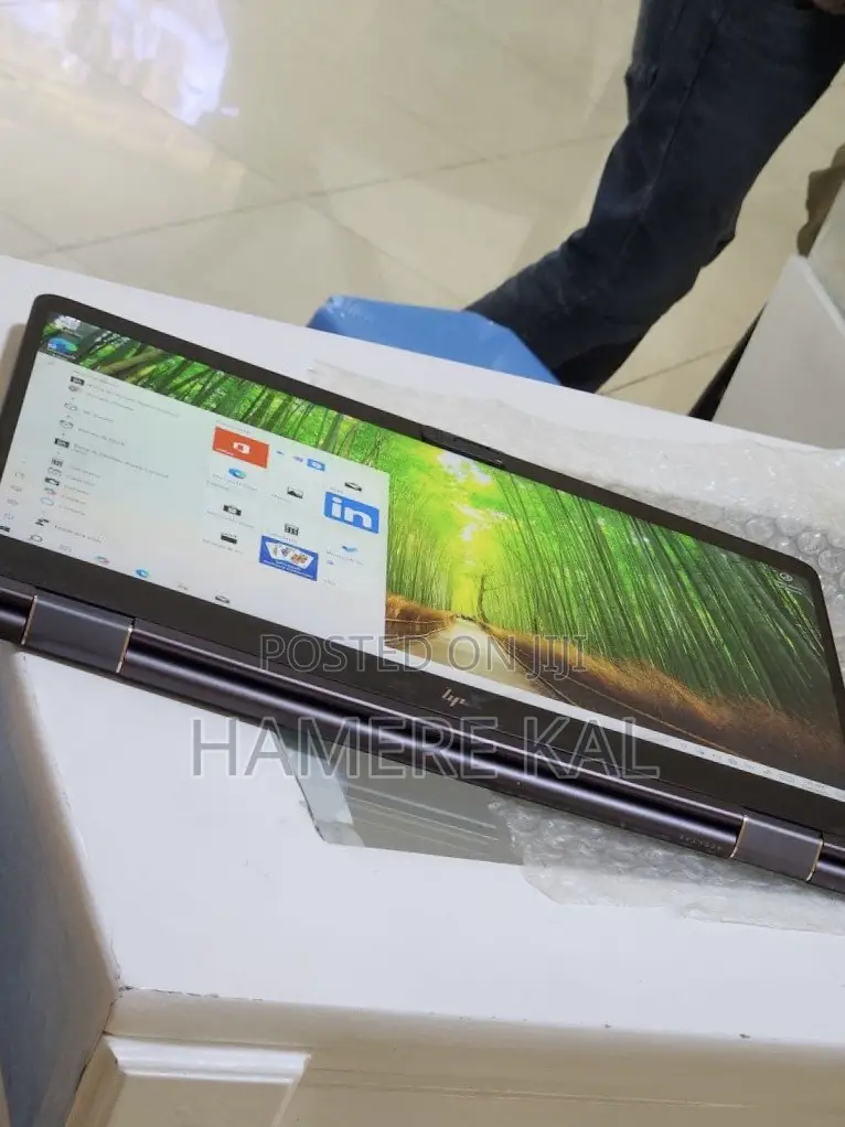 New Laptop HP Spectre 16GB Intel Core I7 SSD 512GB