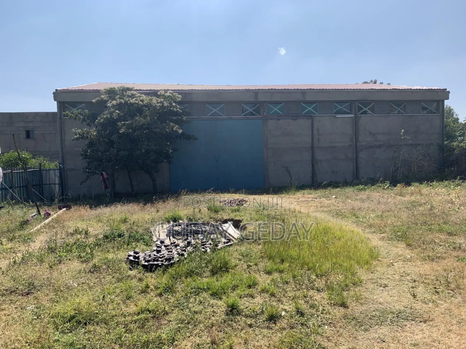 1500 ካሜ መጋዘን ዱከም