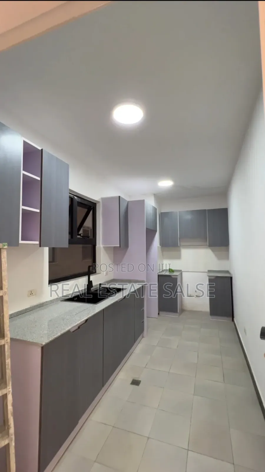 Furnished 3bdrm Apartment in Jenboro, Bole for sale