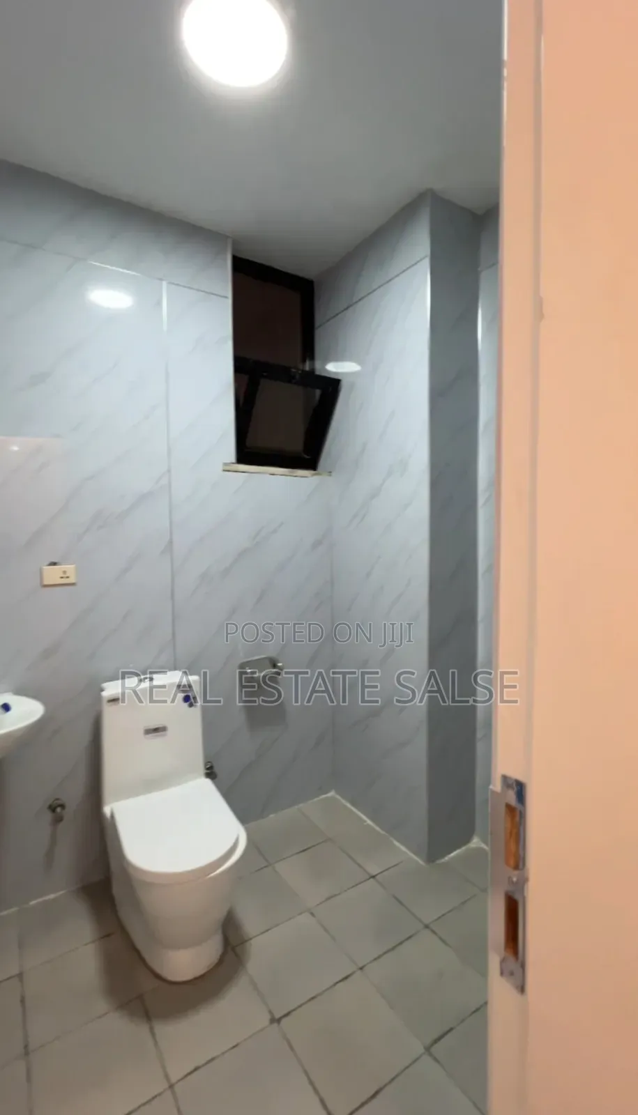 Furnished 3bdrm Apartment in Jenboro, Bole for sale