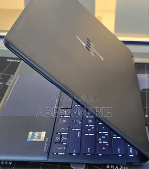 New Laptop HP Spectre X360 13 16GB Intel Core I7 SSD 1T