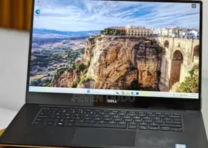 New Laptop Dell XPS 15 16GB Intel Core I7 SSD 256GB