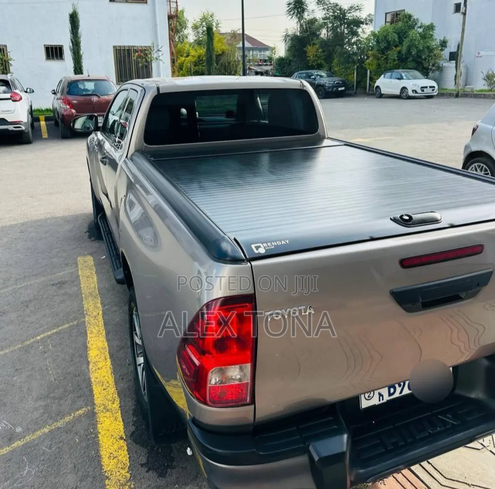 Toyota Hilux 2020 Silver